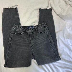 HOLLISTER BLACK JEANS